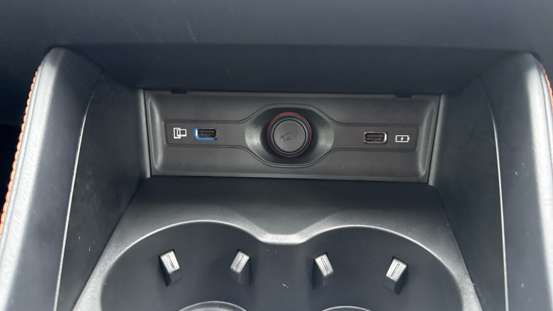 MG HS 1.5 T-GDI Trophy 5dr DCT Petrol Hatchback